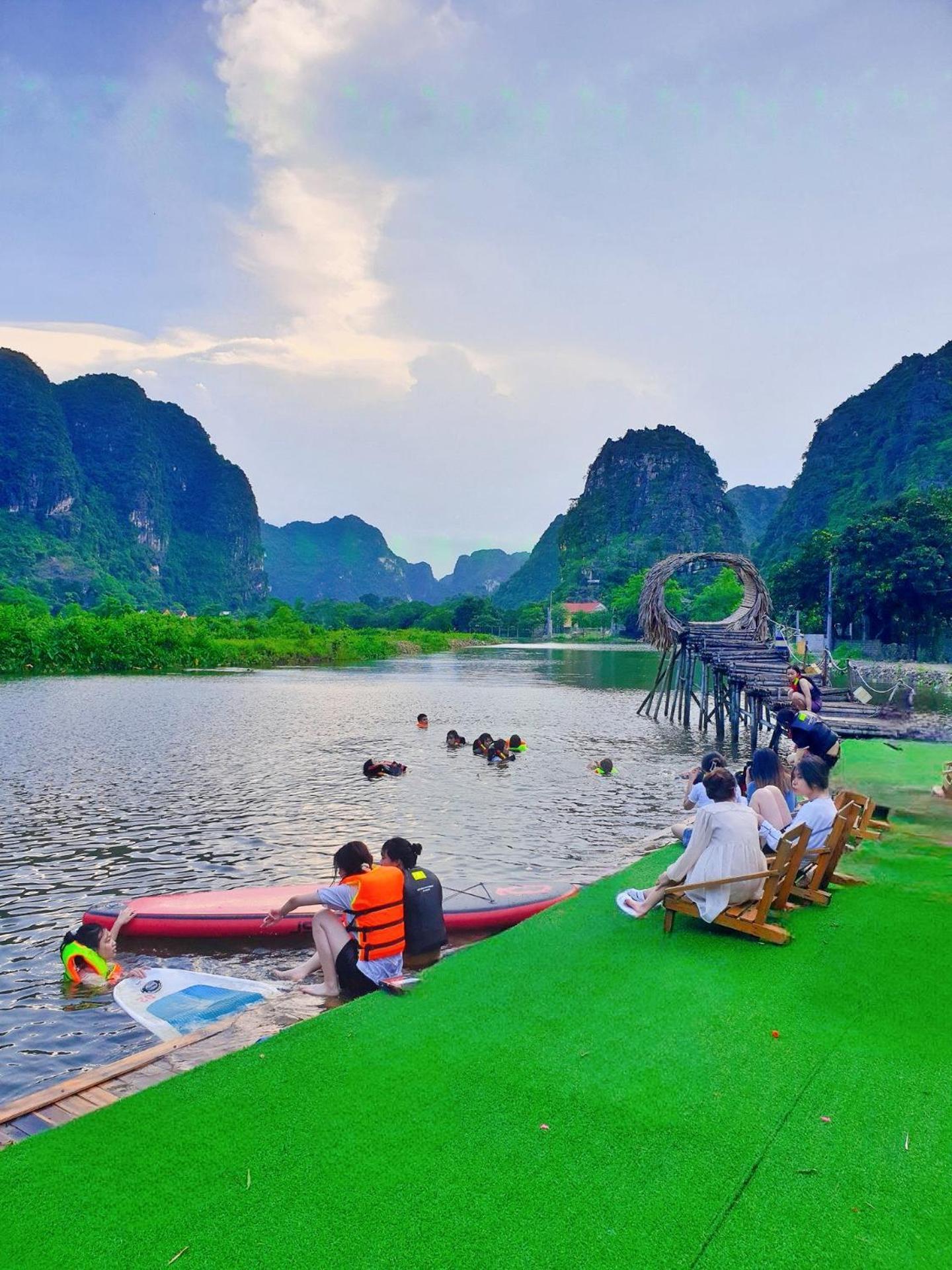 Quoc Khanh Bamboo Homestay Ninh Binh Exterior photo