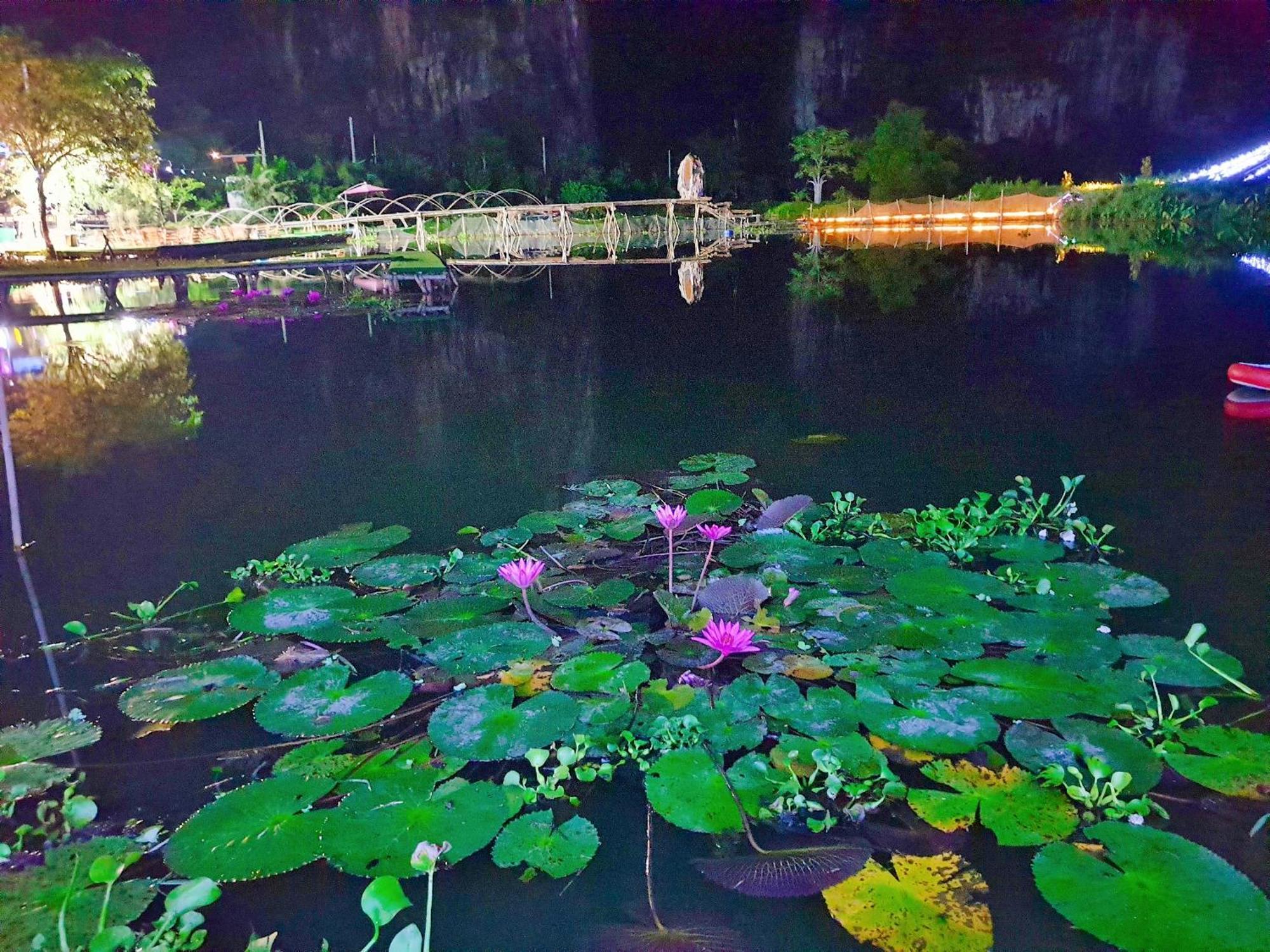 Quoc Khanh Bamboo Homestay Ninh Binh Exterior photo