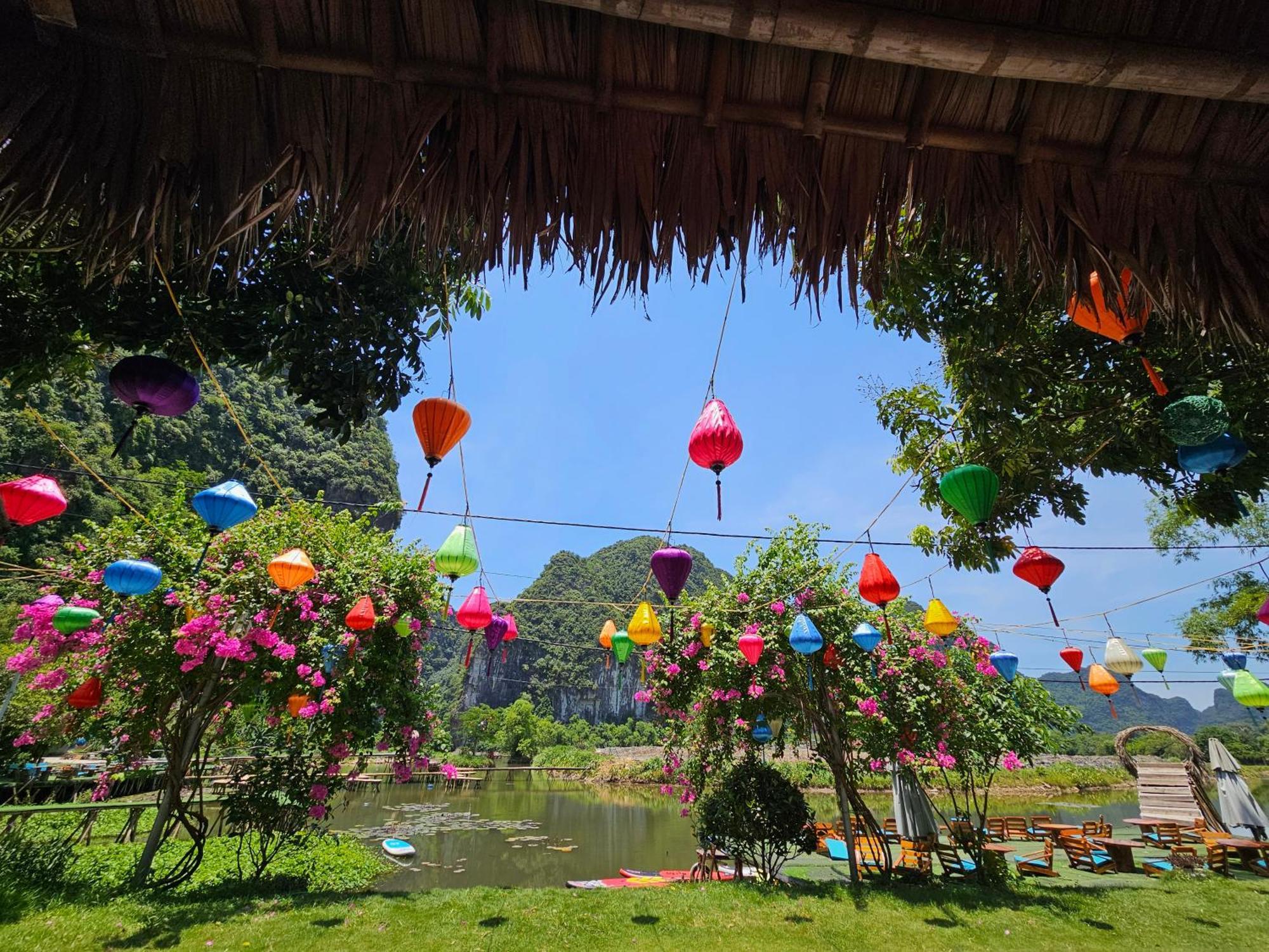 Quoc Khanh Bamboo Homestay Ninh Binh Exterior photo