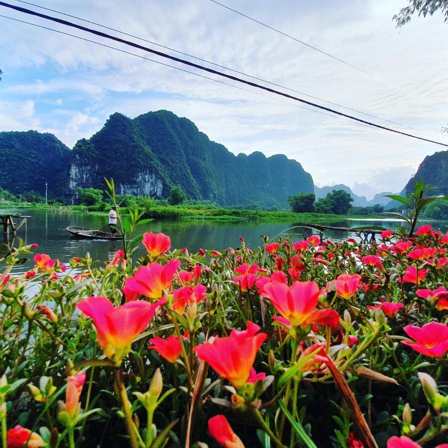 Quoc Khanh Bamboo Homestay Ninh Binh Exterior photo